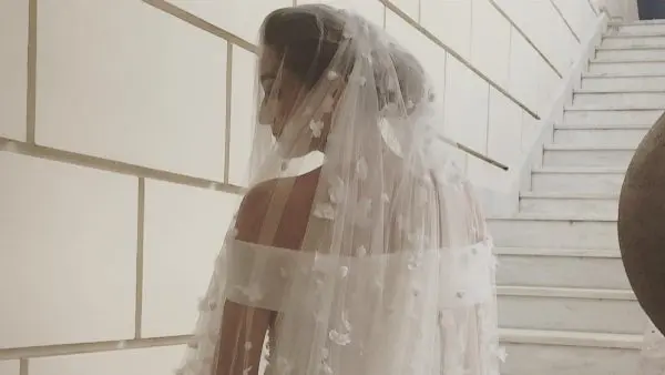 Κάτια Ζυγούλη με νυφικό