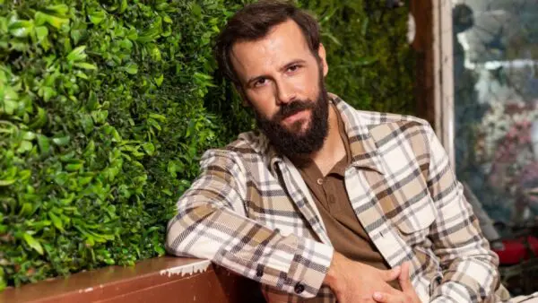 Ο Νίκος Γκέλια στο You: «O Τιμωρός μου έσωσε τη ζωή και για έναν έρωτα θα συγκρουστούμε!»