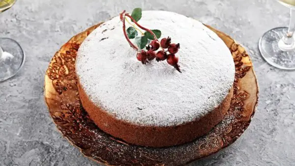 Βασιλόπιτα με ζάχαρη άχνη