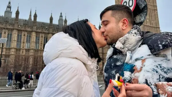 H Super Κική με το σύντροφό της στο Λονδίνο