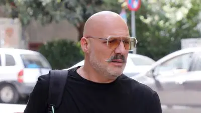 Ο Νίκος Μουτσινάς