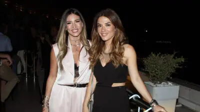 Η Αθηνά Οικονομάκου και η Βάσω Λασκαράκη σε παλιά τους έξοδο