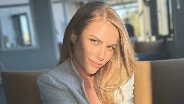 Η Ντορέττα Παπαδημητρίου στο σπίτι της