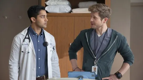 σκηνή από την σειρά του netflix the resident