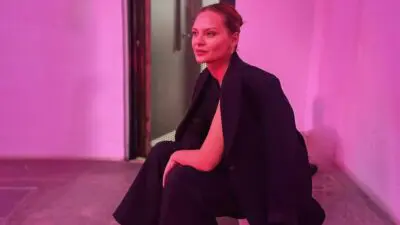 Η Υβόννη Μπόσνιακ σε βραδινή έξοδο