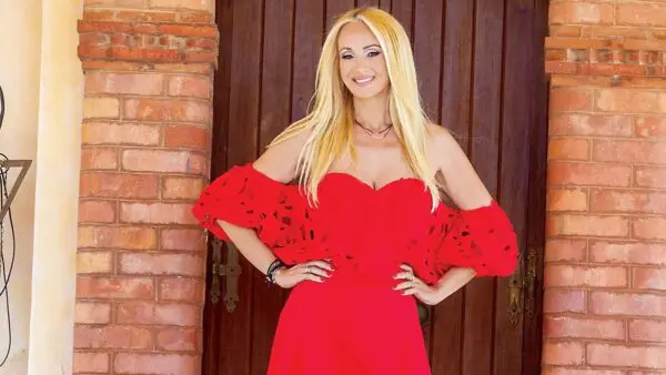 Ναταλί Κάκκαβα