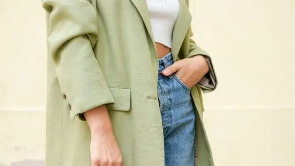 Εμφάνιση κοπέλας