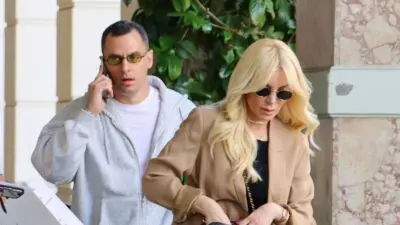 Καινούργιου με κουτσουμπή