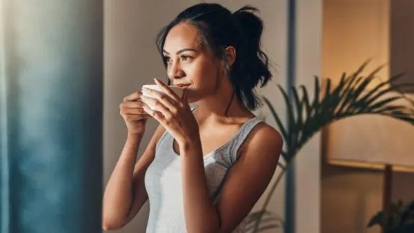 Για επίπεδη κοιλιά πιες ένα ρόφημα το πρωί