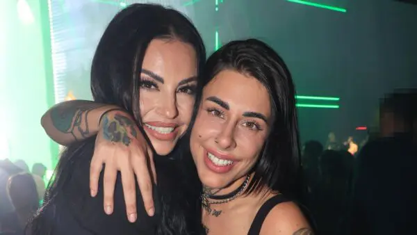 Δήμητρα Αλεξανδράκη Super Κική