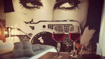 Apollon Library Suites