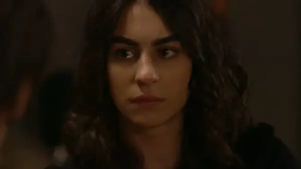 Η Νεφέλη στη σειρά Ηλέκτρα