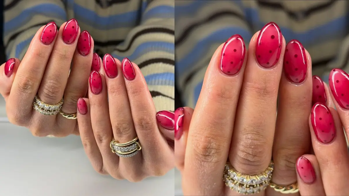 κράνμπερι νύχια με dots