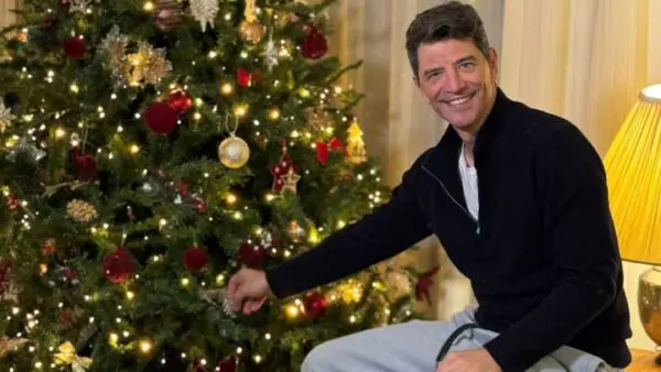 Σάκης Ρουβάς