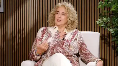 Η δύναμη της αλλαγής: Η ιστορία της Μαρίνας Εφραίμογλου, δημιουργό του Euphoria Retreat