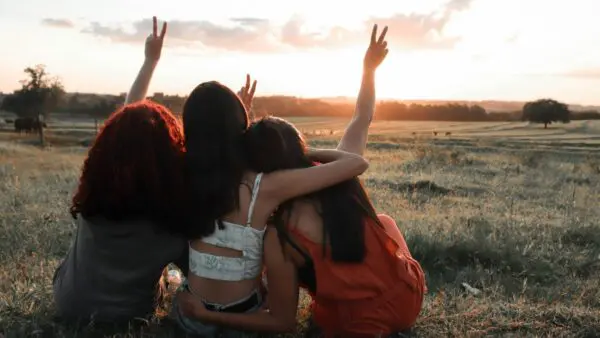 Ζώδια σήμερα 30/1: Ποιοι ευνοούνται σε σχέσεις, επαφές και αποφάσεις