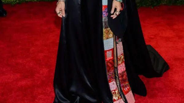 statement λεπτομέρεια σε Look