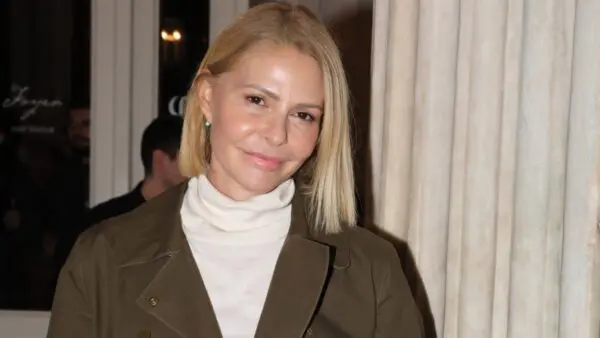 Η Τζένη Μπαλατσινού σε έξοδό της