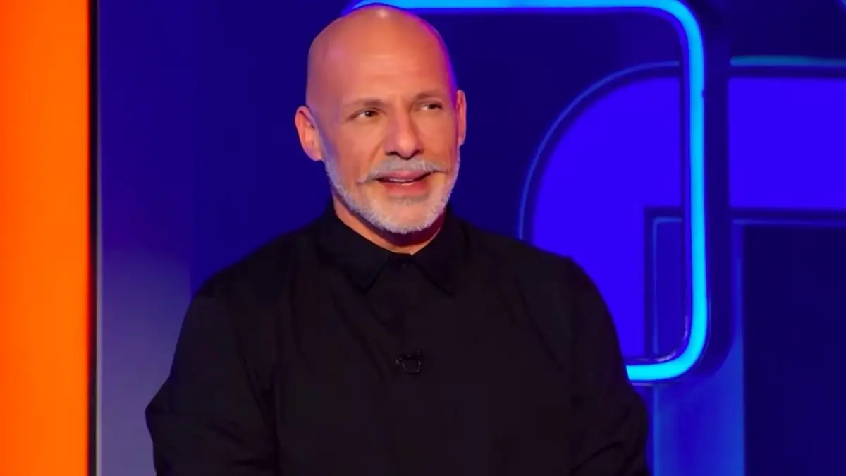 Νίκος Μουτσινάς