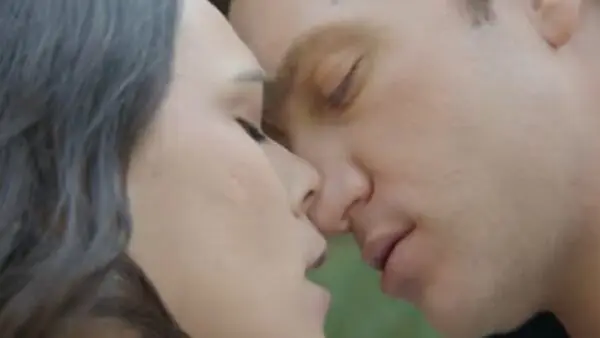 Να μ'αγαπάς