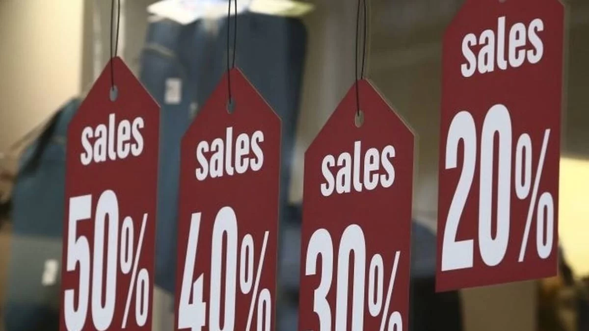 Ξεκινούν οι χειμερινές εκπτώσεις την Δευτέρα 10/1 - Αυστηρή τήρηση των μέτρων ασφαλείας