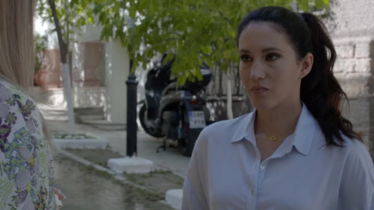 Τα πάνω κάτω στον Ήλιο - Η Ελένη παίρνει μια απρόσμενα γενναία απόφαση