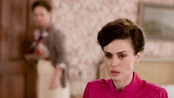 Άγριες Μέλισσες: Κωνσταντής και Δρόσω σώζουν την Ζωή - Τι συμβαίνει;