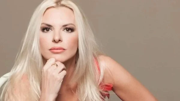 Τεράστιο με κήπο - Συγκλονιστικό το σπίτι της Αννίτας Πάνια