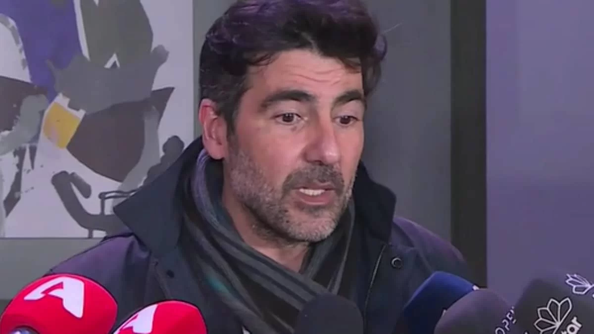 Αντώνης Καρυστινός: Τον ρώτησαν για τις εκπτώσεις και "πάγωσε" - Η επική αντίδραση πριν αποχωρήσει στα μισά της συνέντευξης