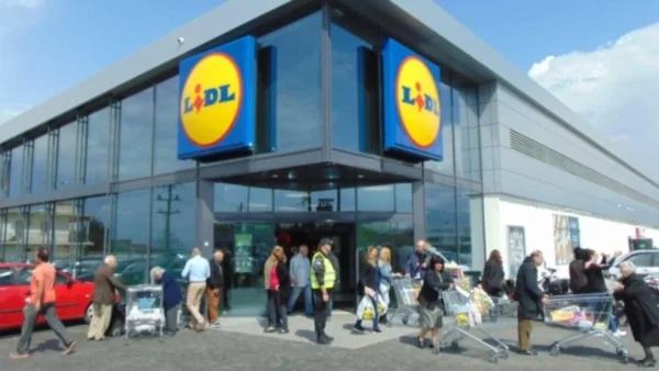 Lidl: "Από σήμερα Δευτέρα 10/1..." - Ανακοίνωση που προκαλεί "σεισμό" στην αγορά
