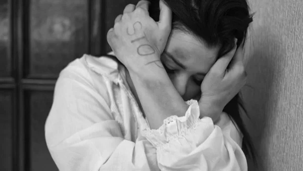 Βιασμός 24χρονης Θεσσαλονίκη: Σοκάρουν οι φωτογραφίες με τους μώλωπες - Φρικιαστικό θέαμα