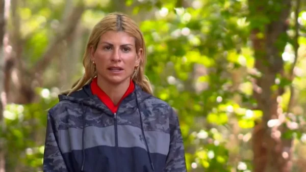 Survivor 5: "Καρφώνει" χωρίς τέλος τη Μυριέλλα Κουρεντή η Ευρυδίκη Παπαδοπούλου - «Χτίζει ένα love story για να...»