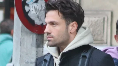 Βγαλμένο από αισθηματική ταινία το σπίτι του Κωνσταντίνου Αργυρού - Η διακόσμηση και η γωνία με το πιάνο