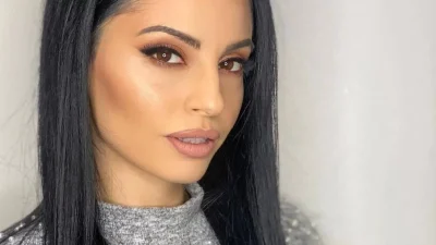 Δωμάτιο - ντουλάπα «πνιγμένο» από ρούχα και παπούτσια! Φωτογραφίες από το σπίτι της Δήμητρας Αλεξανδράκη