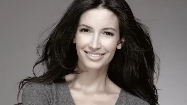 Εξουθενωμένη η Μάρα Δαρμουσλή στις πρώτες ημέρες στο σπίτι με τον νεογέννητο γιο της