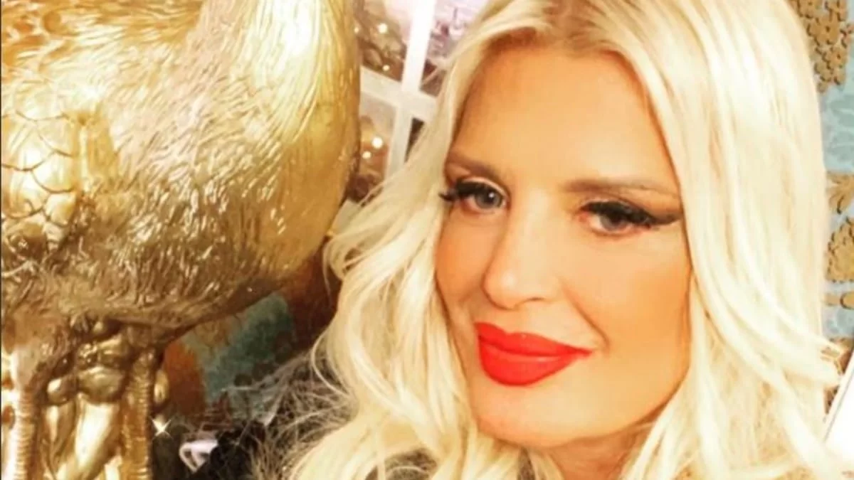 Μαρίνα Πατούλη: Άλλαξε χρονιά με στενό φόρεμα γεμάτο παγιέτες - Δεκάδες αντιδράσεις με την εμφάνιση της