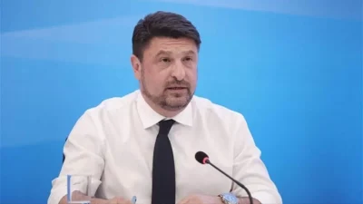 Νίκος Χαρδαλιάς: Ποζάρει αγκαλιά με την κόρη του ανήμερα της ονομαστικής της εορτής