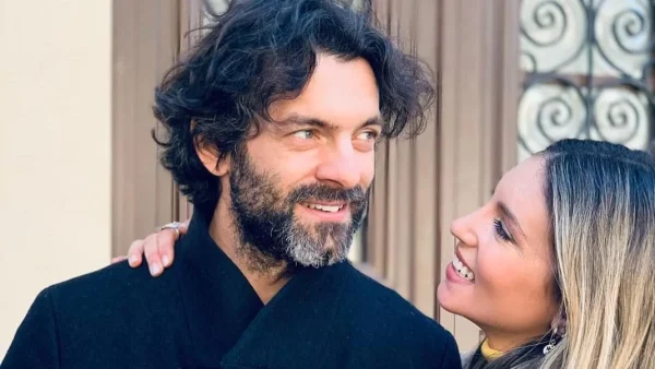 Στιγμές ευτυχίας για την Αθηνά Οικονομάκου και τον Φίλιππο Μιχόπουλο