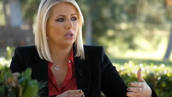 Κατερίνα Παπακωστοπούλου: «Το πρόβλημα υγείας της κόρης μας συνετέλεσε στο διαζύγιό μας»