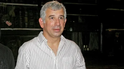 «Τον λατρεύω τον Πέτρο Φιλιππίδη»