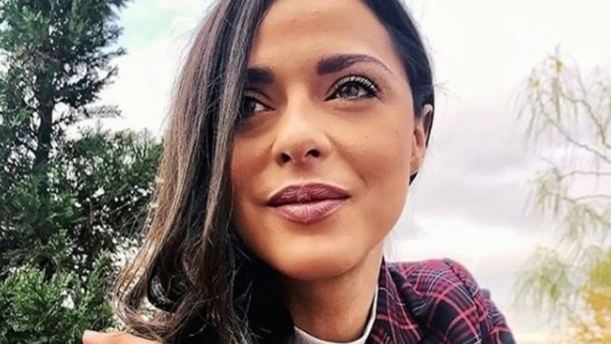 Η Ευαγγελία Συριοπούλου δημοσίευσε τρυφερό στιγμιότυπο από την βόλτα με τον 2,5 μηνών γιο της