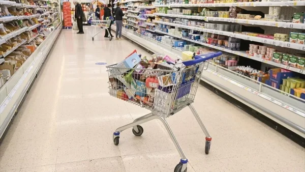 Έκτακτες αλλαγές στα ωράρια Σκλαβενίτη και Lidl - Τι αλλάζει για σήμερα 26/1