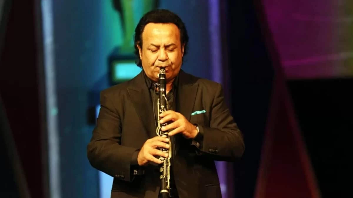 Απαρηγόρητος ο Βασίλης Σαλέας  μετά τον θάνατο της συζύγου του από κορωνοϊό