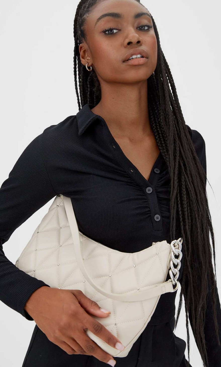 Τσάντα από τα Stradivarius