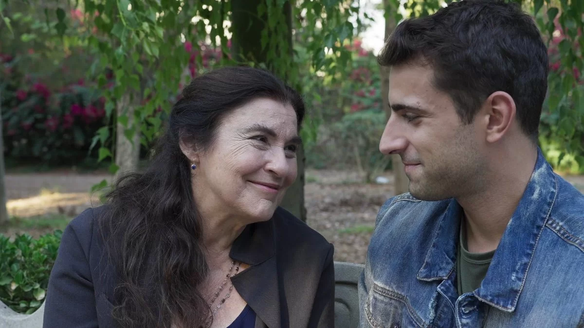 Γη της Ελιας: Η Μαργαρίτα και ο Αλέξης μαθαίνουν την αλήθεια για τον Θεοδόση