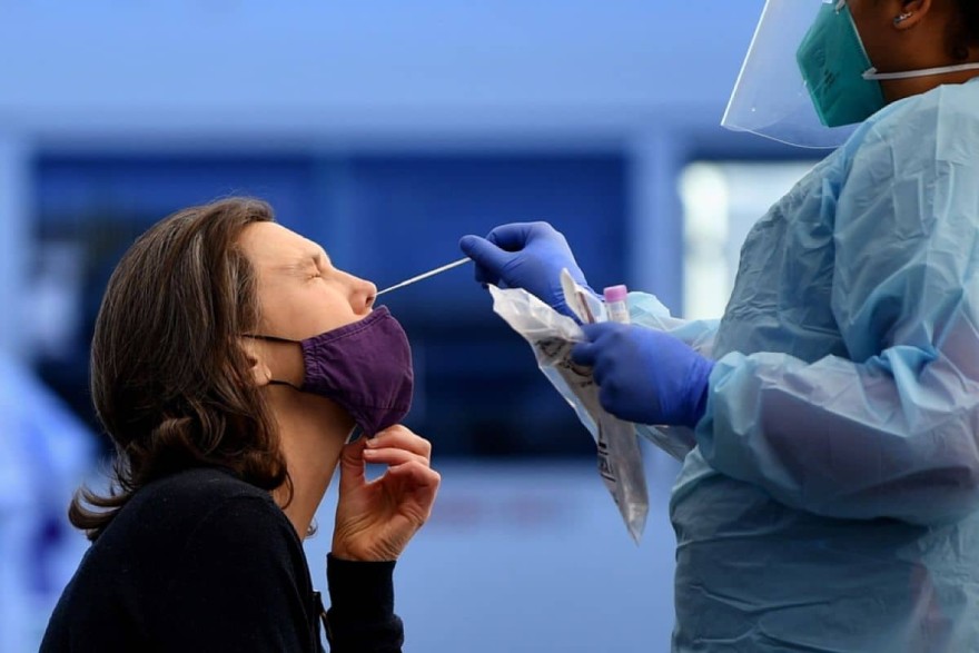 κορωνοϊός κρούσματα Ελλάδα