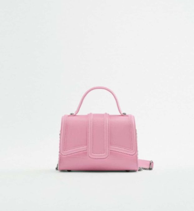 Η μικροσκοπική τσάντα από τα Zara που έχει γίνει ανάρπαστη