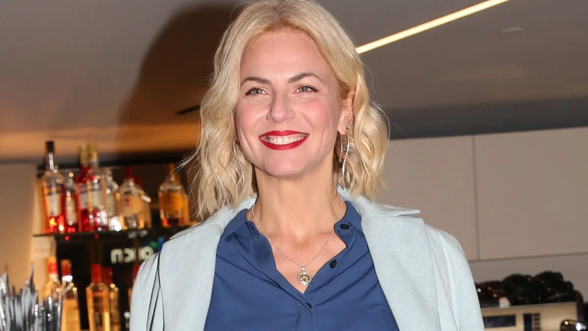 Χριστίνα Κόντοβα: Με καυτό, αποκαλυπτικό κόκκινο φόρεμα - Η φωτογραφία στο instagram που έκανε χαμό