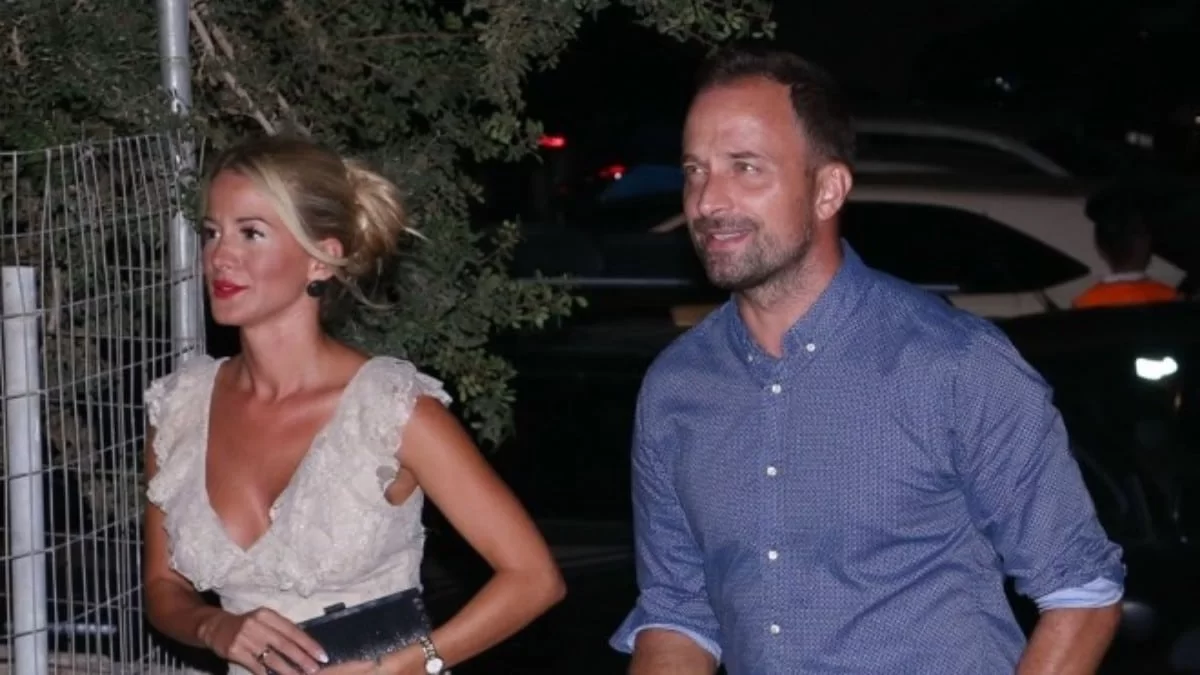 Στιγμές ευτυχίας για Γιώργο Λιανό και Κωνσταντίνα Καραλέξη! Το ανακοίνωσαν με φωτογραφία από τον Άγιο Δομίνικο