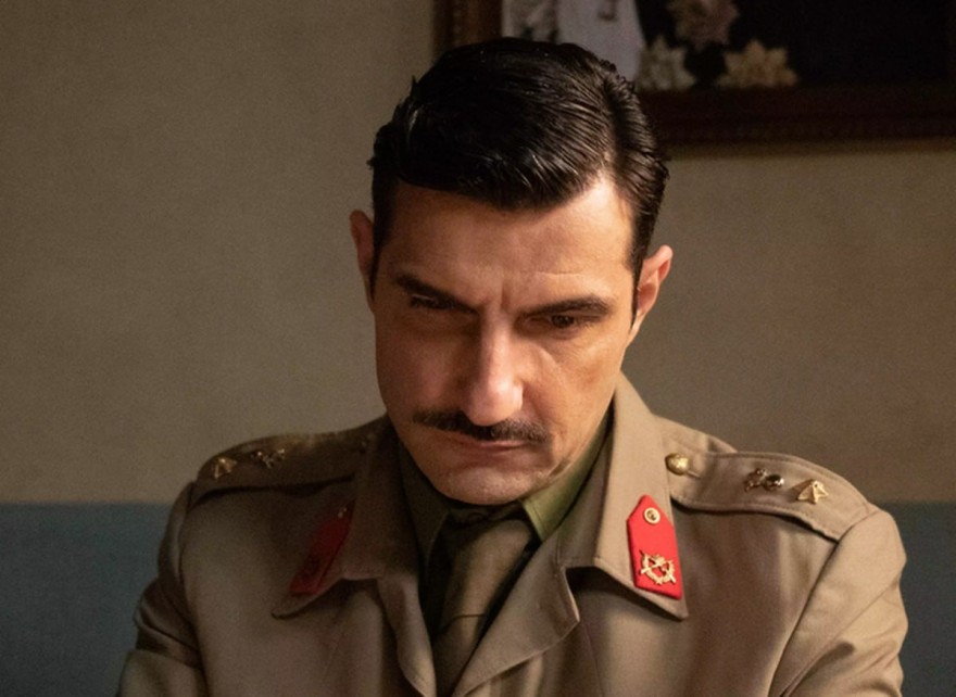 Άγριες Μέλισσες Ζάχος εγκυμοσύνη Ελένης